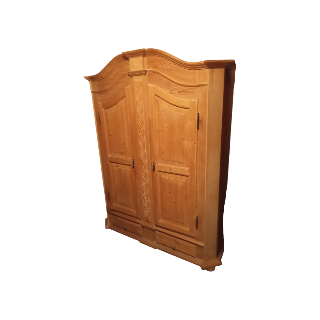 Dulap haine din lemn masiv stil rustic clasic, maro miere